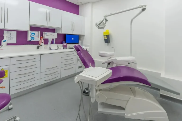 bromely Smiles Denatl Clinic Room for Patient